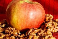 Red Yellow Apple Fruit Seeds for Planting - Heirloom & Non- GMO Seeds