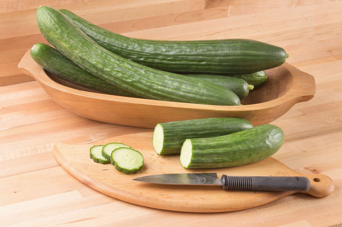 Poniente – Organic Cucumber Seed