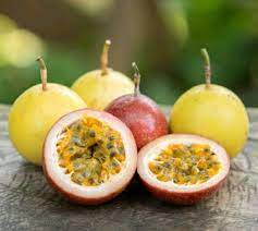 Yellow Passion Fruit Seeds - Grow Refreshing, Tangy Yellow Passion Fruits 100 pcs
